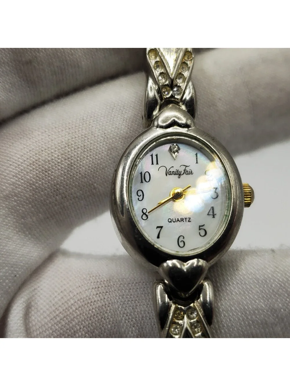 Vanity Fair Watch Women Ov White Dial Silver Expandable Band New Battery